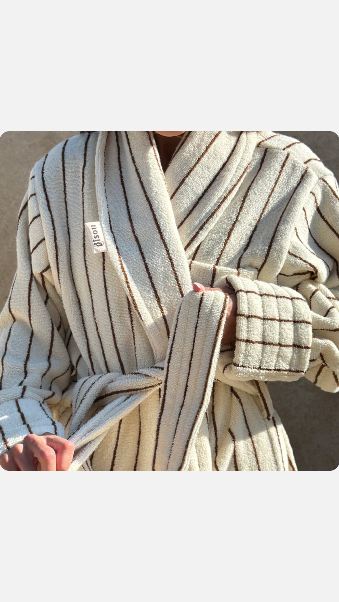 Gisou honey gloss pamper package.